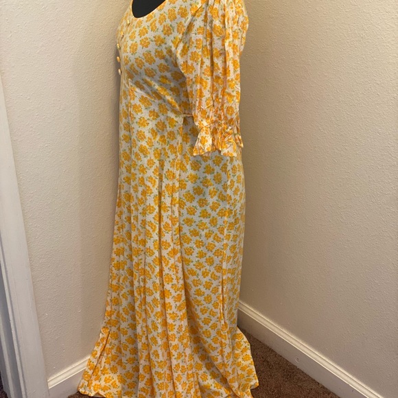 Faithful The Brand Linnie Midi Yellow Floral Dress Puff Sleeve Flowy 6 NEW - Picture 3 of 8